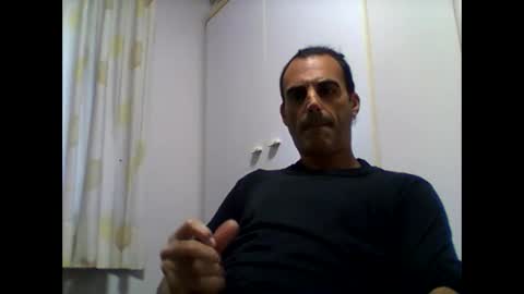 Snapshot of servamp77 chatting on 10/15/25, 03:23 servamp77 online show from 10/15/25, 03:23