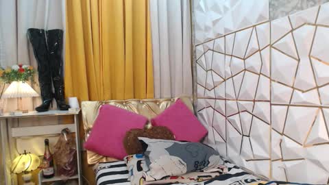 call me MILES   online show from 09/16/25, 07:09