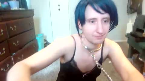 Snapshot of servilesarah chatting on 03/24/26, 09:42 Servile Sarah online show from 03/24/26, 09:42