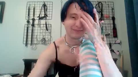 Snapshot of servilesarah chatting on 05/19/26, 09:54 Servile Sarah online show from 05/19/26, 09:54