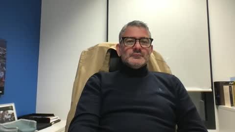 sesamechris92 online show from 11/21/25, 04:49