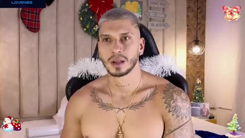 Snapshot of seth_vega_ chatting on 12/23/24, 05:22 HEY IM SETH online show from 12/23/24, 05:22