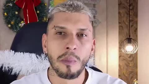 Snapshot of seth_vega_ chatting on 12/27/24, 06:53 HEY IM SETH online show from 12/27/24, 06:53