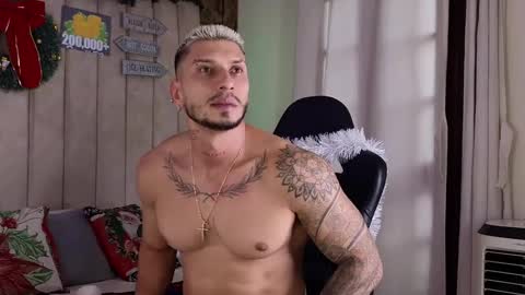 Snapshot of seth_vega_ chatting on 12/31/24, 06:02 HEY IM SETH online show from 12/31/24, 06:02