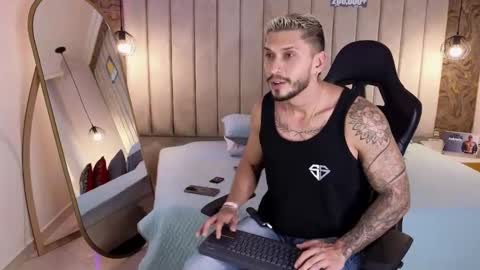 Snapshot of seth_vega_ chatting on 01/09/25, 05:54 HEY IM SETH online show from 01/09/25, 05:54