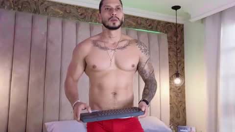 Snapshot of seth_vega_ chatting on 01/12/25, 05:44 HEY IM SETH online show from 01/12/25, 05:44