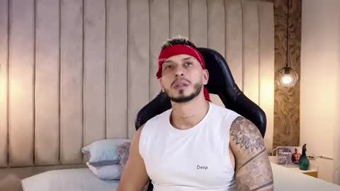 Snapshot of seth_vega_ chatting on 02/05/25, 06:59 HEY IM SETH online show from 02/05/25, 06:59