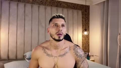 Snapshot of seth_vega_ chatting on 02/06/25, 01:05 HEY IM SETH online show from 02/06/25, 01:05