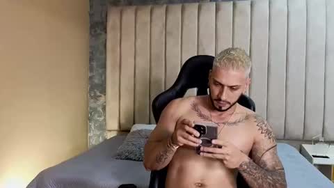 Snapshot of seth_vega_ chatting on 02/19/25, 08:52 HEY IM SETH online show from 02/19/25, 08:52