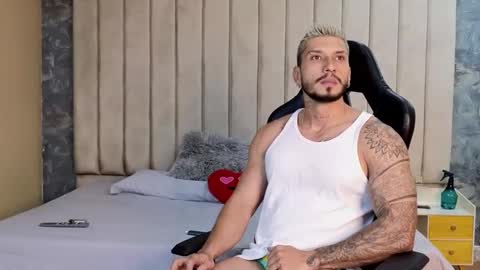 Snapshot of seth_vega_ chatting on 03/06/25, 12:00 HEY IM SETH online show from 03/06/25, 12:00