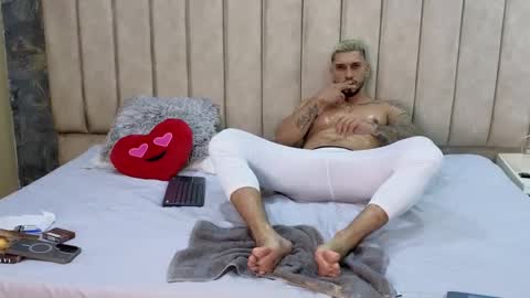 Snapshot of seth_vega_ chatting on 03/12/25, 08:31 HEY IM SETH online show from 03/12/25, 08:31