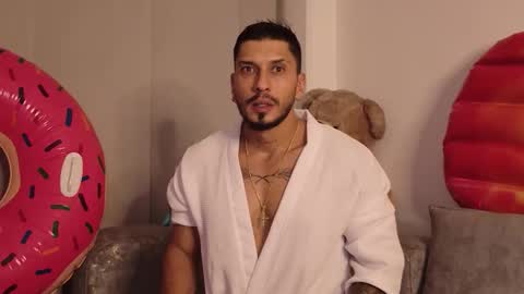 Snapshot of seth_vega_ chatting on 06/11/26, 01:16 HEY IM SETH online show from 06/11/26, 01:16