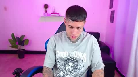 Thomas online show from 09/23/25, 02:09