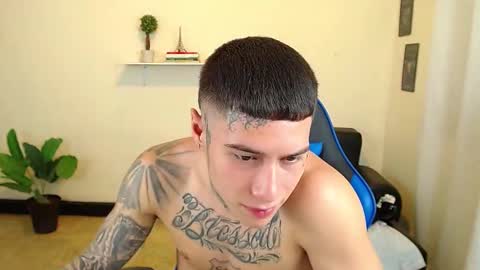 Thomas online show from 09/25/25, 02:43