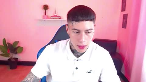 Thomas online show from 10/16/25, 02:51