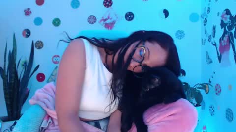 Snapshot of seuctive_woman57 chatting on 01/13/25, 03:34 samy online show from 01/13/25, 03:34