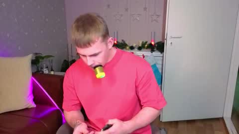 Snapshot of sevans14 chatting on 01/13/26, 11:59 SevanS14 online show from 01/13/26, 11:59