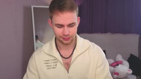 Snapshot of sevans14 chatting on 02/18/26, 09:11 SevanS14 online show from 02/18/26, 09:11