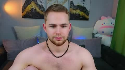 Snapshot of sevans14 chatting on 04/21/26, 02:51 SevanS14 online show from 04/21/26, 02:51