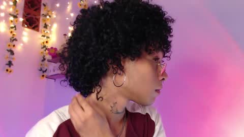 Alexis online show from 03/08/25, 04:12