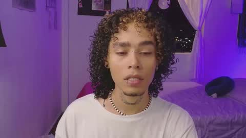 Alexis online show from 10/17/25, 03:42