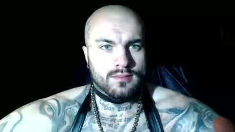 Snapshot of sevendragons1 chatting on 03/09/26, 01:48 SevenDragons online show from 03/09/26, 01:48