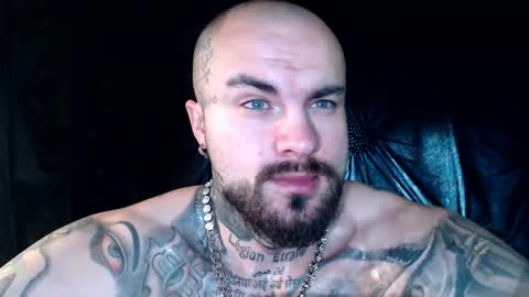 Snapshot of sevendragons1 chatting on 03/30/26, 11:33 SevenDragons online show from 03/30/26, 11:33