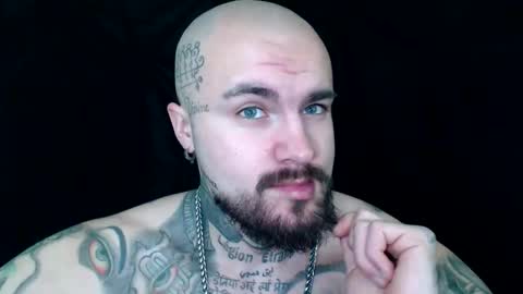 Snapshot of sevendragons1 chatting on 04/01/26, 02:36 SevenDragons online show from 04/01/26, 02:36