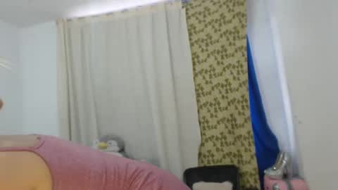 Snapshot of sex_forever77 chatting on 03/04/25, 08:05 Karol y antony online show from 03/04/25, 08:05