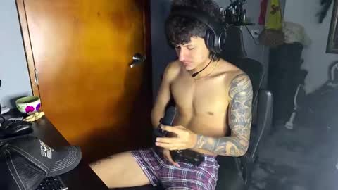 Snapshot of sex_love_sweat chatting on 01/08/26, 05:54 sex_love_sweat online show from 01/08/26, 05:54