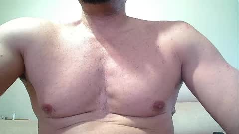 Snapshot of sex_machine_19 chatting on 04/19/26, 02:16 SEX MACHINE 19 online show from 04/19/26, 02:16