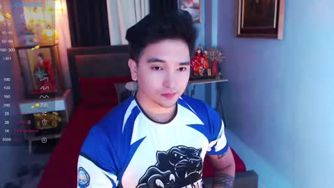 AXEL online show from 02/13/25, 05:54