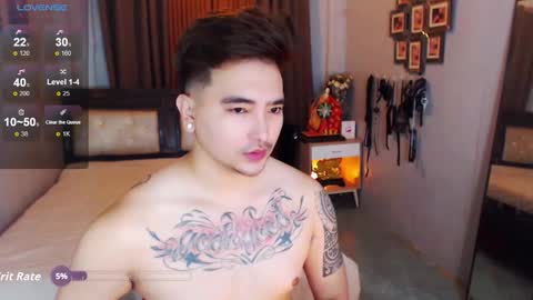 AXEL online show from 10/30/25, 03:02