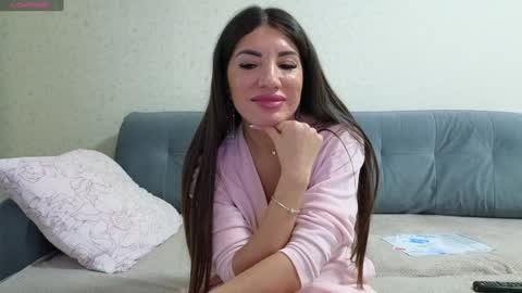 Adriana online show from 01/31/25, 10:20