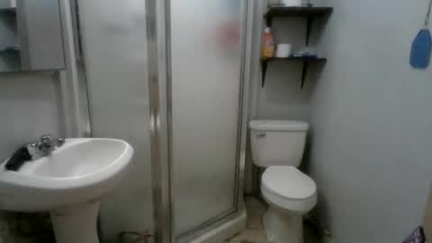 Snapshot of sexboy1437 chatting on 11/16/25, 08:31 sexboy1437 online show from 11/16/25, 08:31