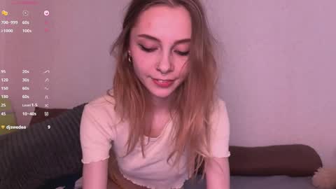 Dina online show from 12/25/24, 11:53