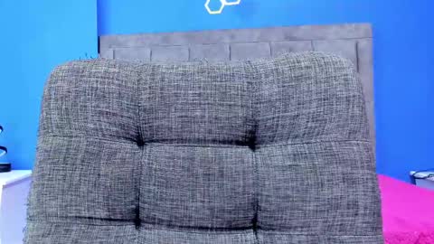 Snapshot of sexfenix_ chatting on 02/10/25, 03:57 karen and camilo online show from 02/10/25, 03:57