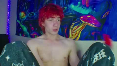 Snapshot of sexi_grunger chatting on 08/09/26, 07:52 Big Cock online show from 08/09/26, 07:52