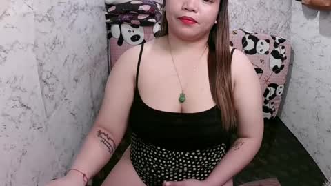 Snapshot of seximarsh88 chatting on 01/14/25, 05:34 Thess A. online show from 01/14/25, 05:34