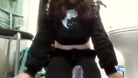 Snapshot of sexislitpuss69 chatting on 02/18/25, 05:10 sexislitpuss69 online show from 02/18/25, 05:10