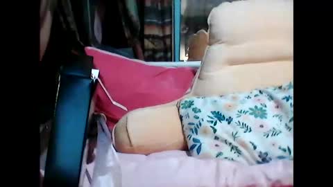 sexkitten982 online show from 12/01/25, 09:42