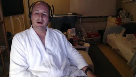 Snapshot of sexlobo1 chatting on 04/11/26, 12:04 Sexlobo online show from 04/11/26, 12:04