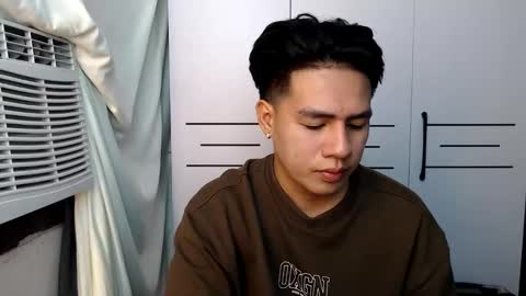 HI I AM JAMESPLEASE LET ME DO SOME HOT SHOWS FOR YOU HERE FOR MY  SCHOOL AND FOR MY FAMILY online show from 11/04/25, 04:44