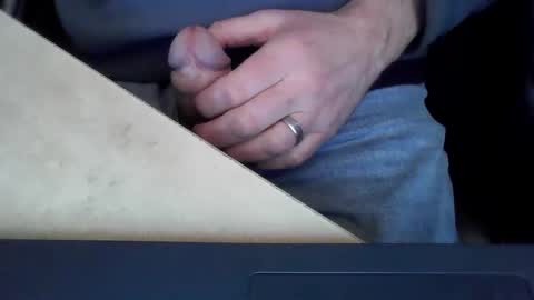 Snapshot of sexmonk1 chatting on 01/23/25, 02:39 sexmonk1 online show from 01/23/25, 02:39