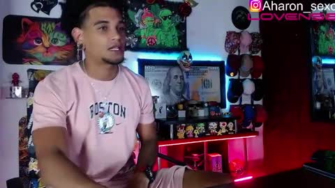 Snapshot of sexo_aharon chatting on 10/17/25, 05:10 Aharon ravelo online show from 10/17/25, 05:10