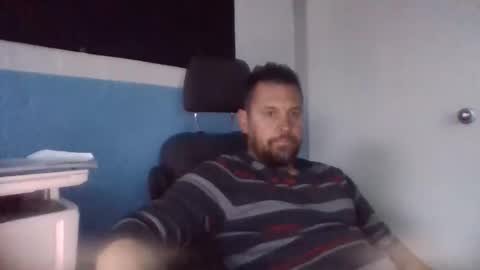 Snapshot of sexoatope79 chatting on 04/05/26, 07:49 sexoatope79 online show from 04/05/26, 07:49