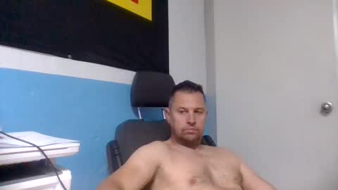 Snapshot of sexoatope79 chatting on 06/10/26, 06:12 sexoatope79 online show from 06/10/26, 06:12
