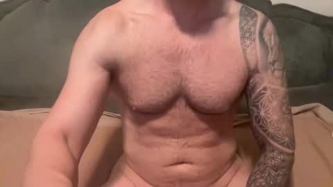 Snapshot of sexologistbull chatting on 05/04/26, 09:33 SexologistBull online show from 05/04/26, 09:33