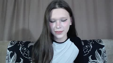 Snapshot of sexpired_princess chatting on 10/11/25, 09:30 Nextdoor Princess online show from 10/11/25, 09:30