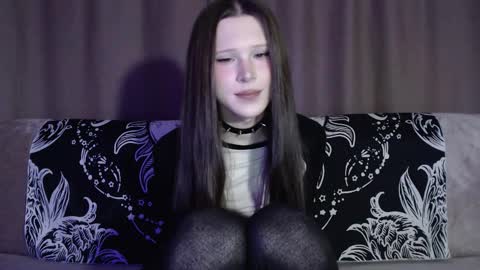 Nextdoor Princess online show from 11/23/25, 04:34